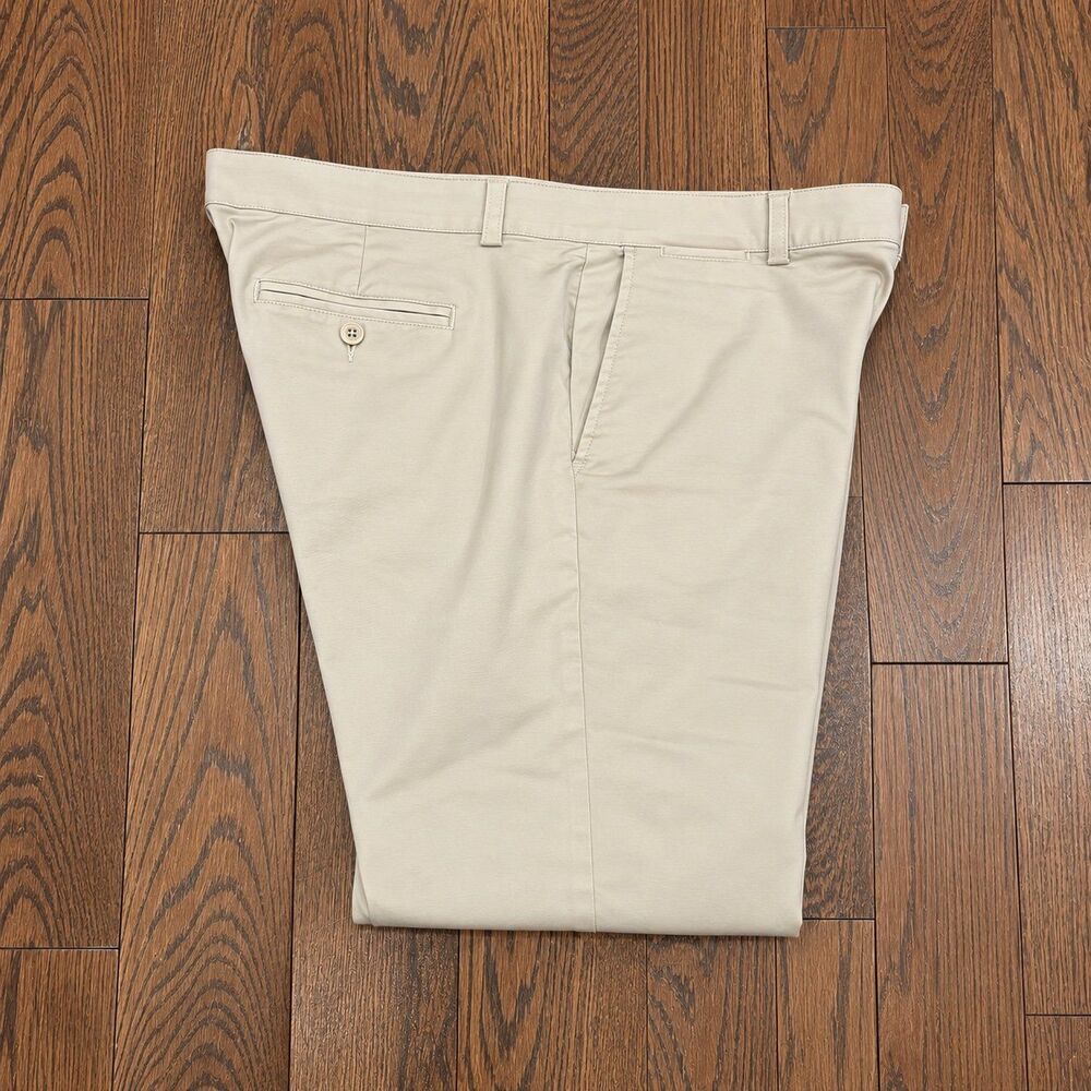 {Vineyard Vines} khaki performance pants, 40 x 32